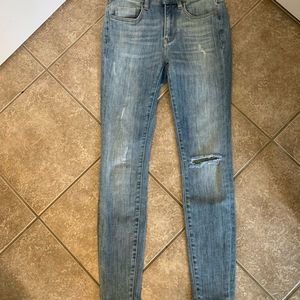 Anthropologie Pilcro and the Letterpress High-Rise Skinny Ripped Knee Jeans! 🔥